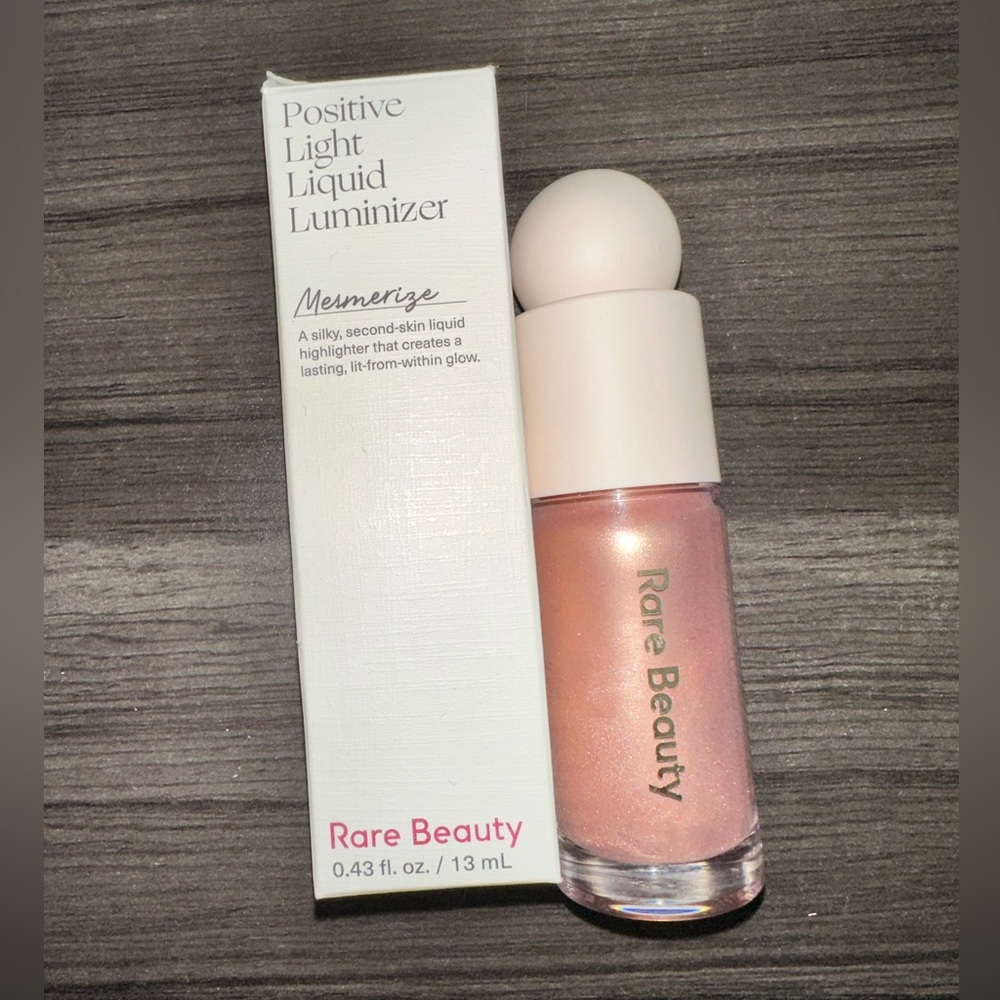 NIB Rare Beauty Positive Light Liquid Luminizer